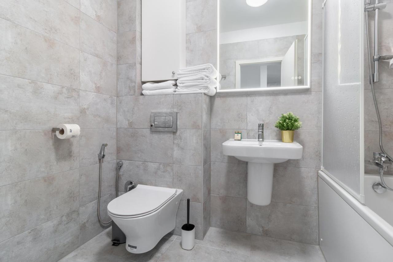 Vancouver Flat Oradea Exteriér fotografie